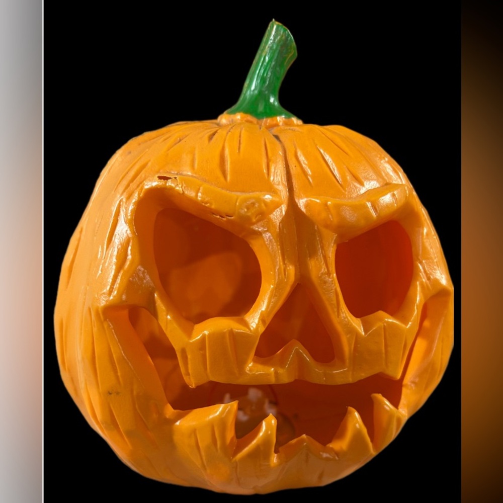 Halloween Light-Up Pumpkin Decor Repurposed LED Jack-o’-Lantern Eco-Friendly - Picture 7 of 7